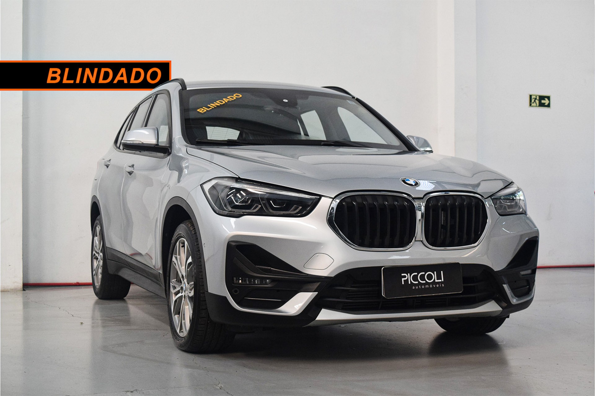 BMW X1 S20i